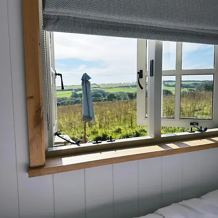 Private And Peaceful In A Luxury Shepherds Hut Near * Truro